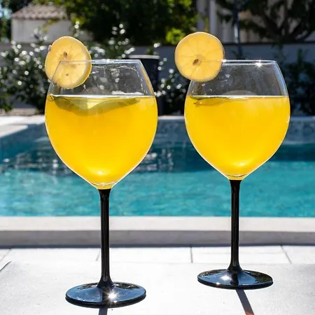 Elite 1 & 2 With Two Pools *