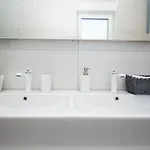 Вілла Villa Elite 1 & 2 With Two Heated Pools - By Istrabook