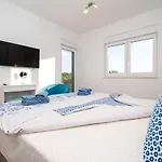 Villa Elite 1 & 2 With Two Heated Pools - By Istrabook