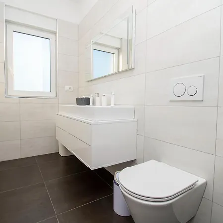 Villa Elite 1 & 2 With Two Pools Pula