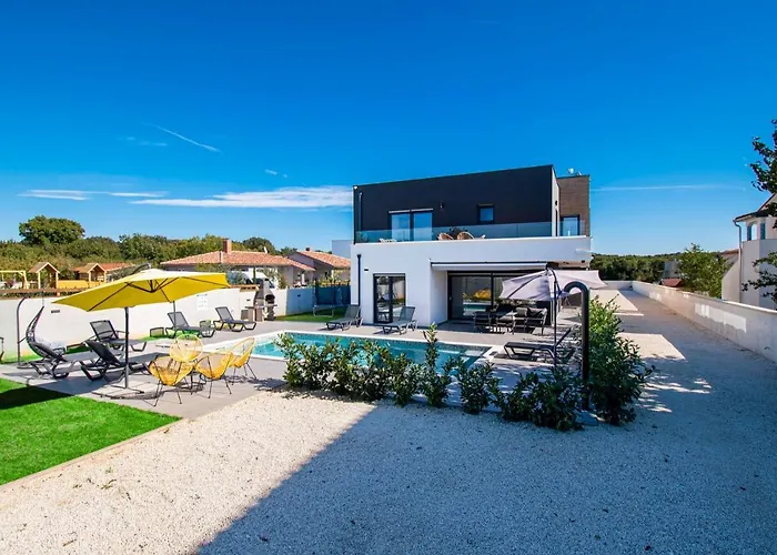 Villa Elite 1 & 2 With Two Pools *