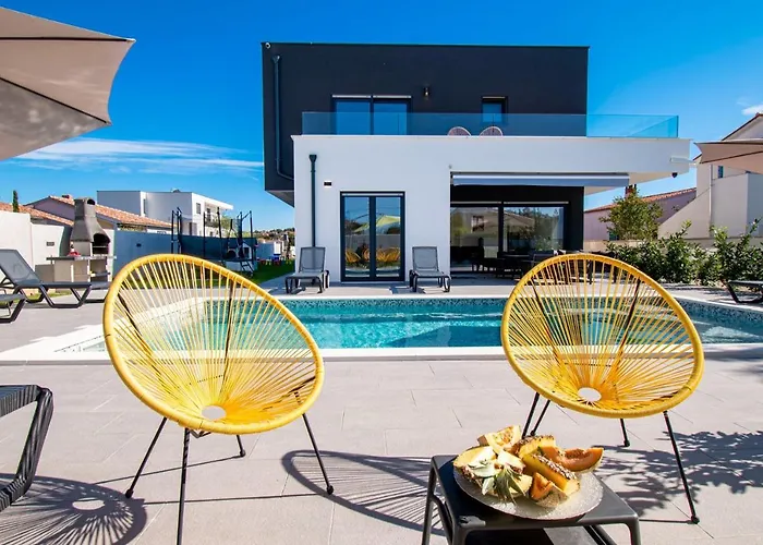 Villa Elite 1 & 2 With Two Pools Villa Pula