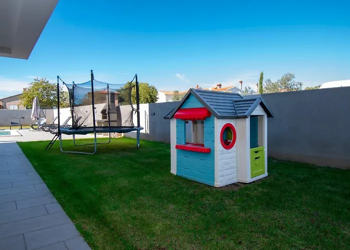 Elite 1 & 2 With Two Pools Villa *